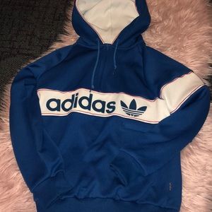 Host Pick🎉 Adidas half zip Firm Price